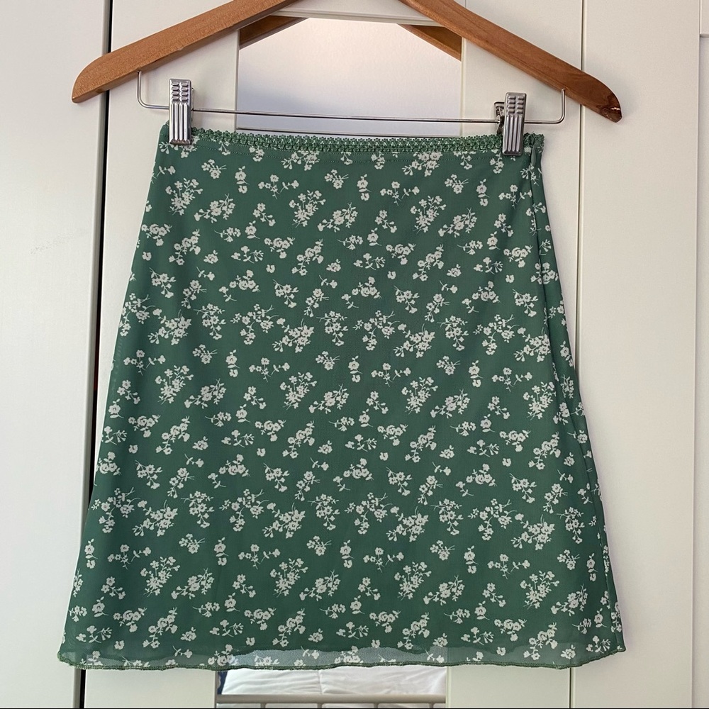Princess polly green floral skirt